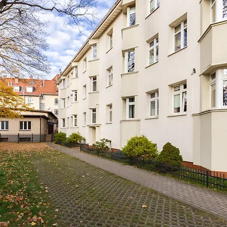 Seaside Vista By Bookinghost アパート